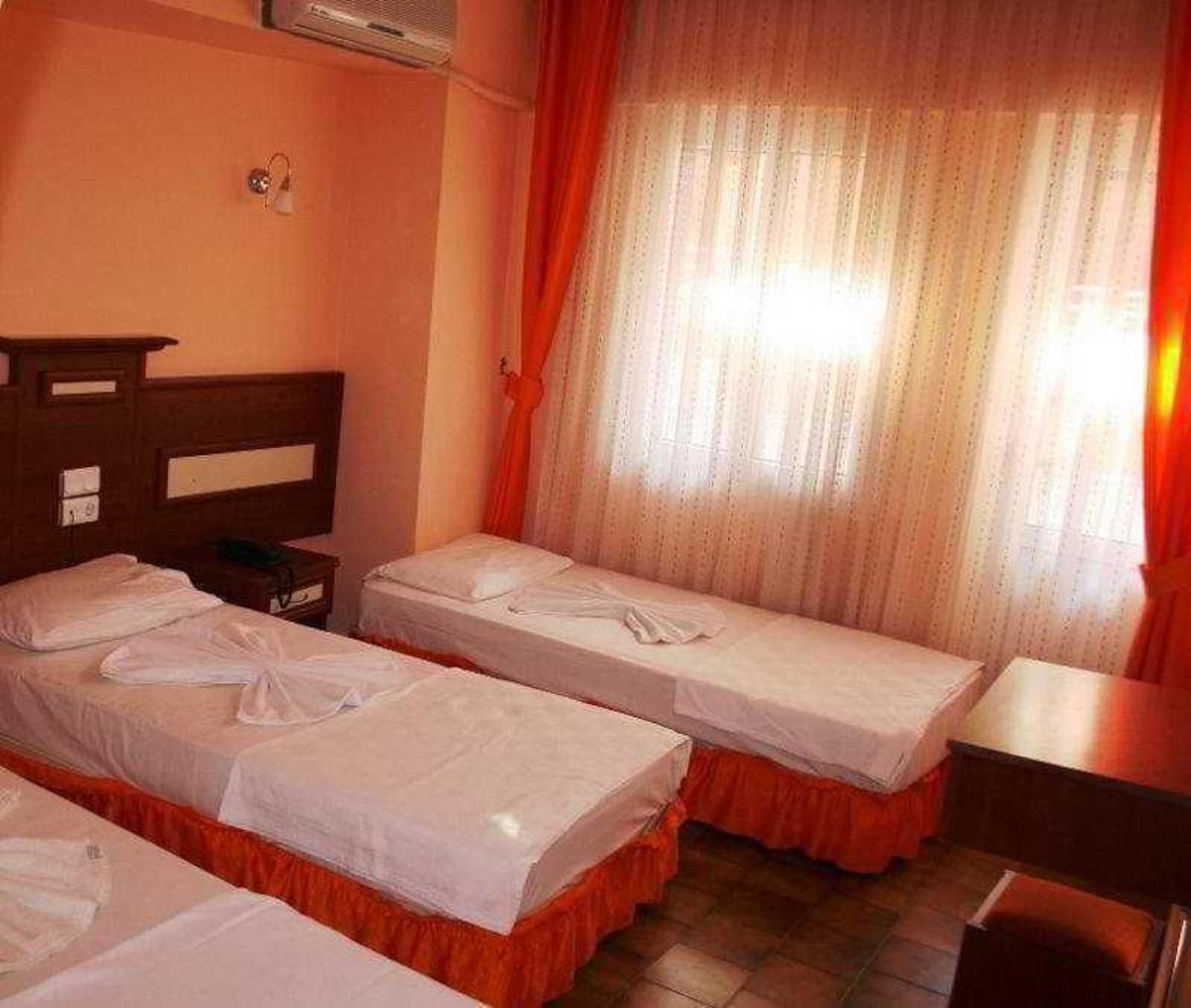 מרמריס Kemalbutik Hotel מראה חיצוני תמונה